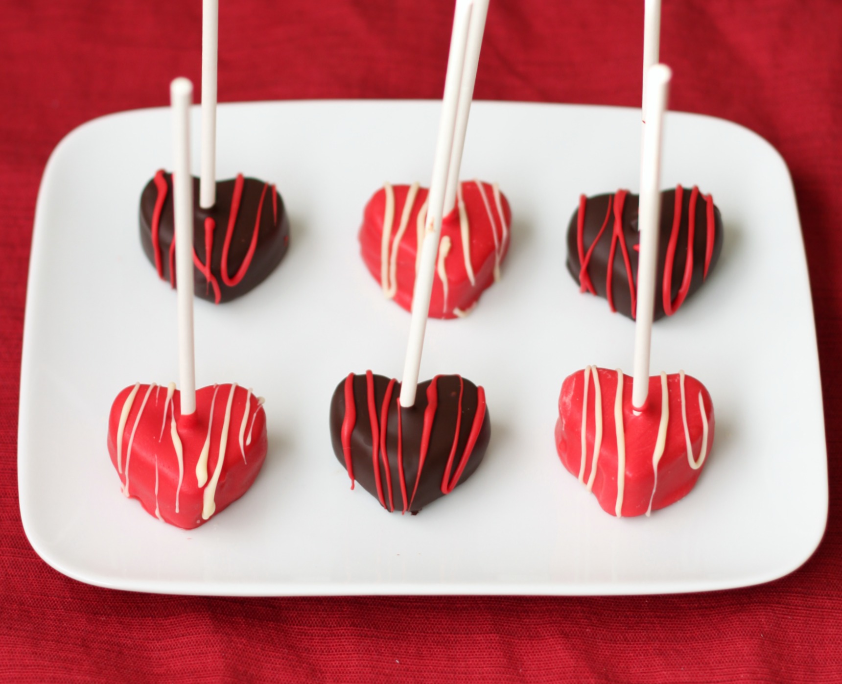 Heart shaped cake pops 2