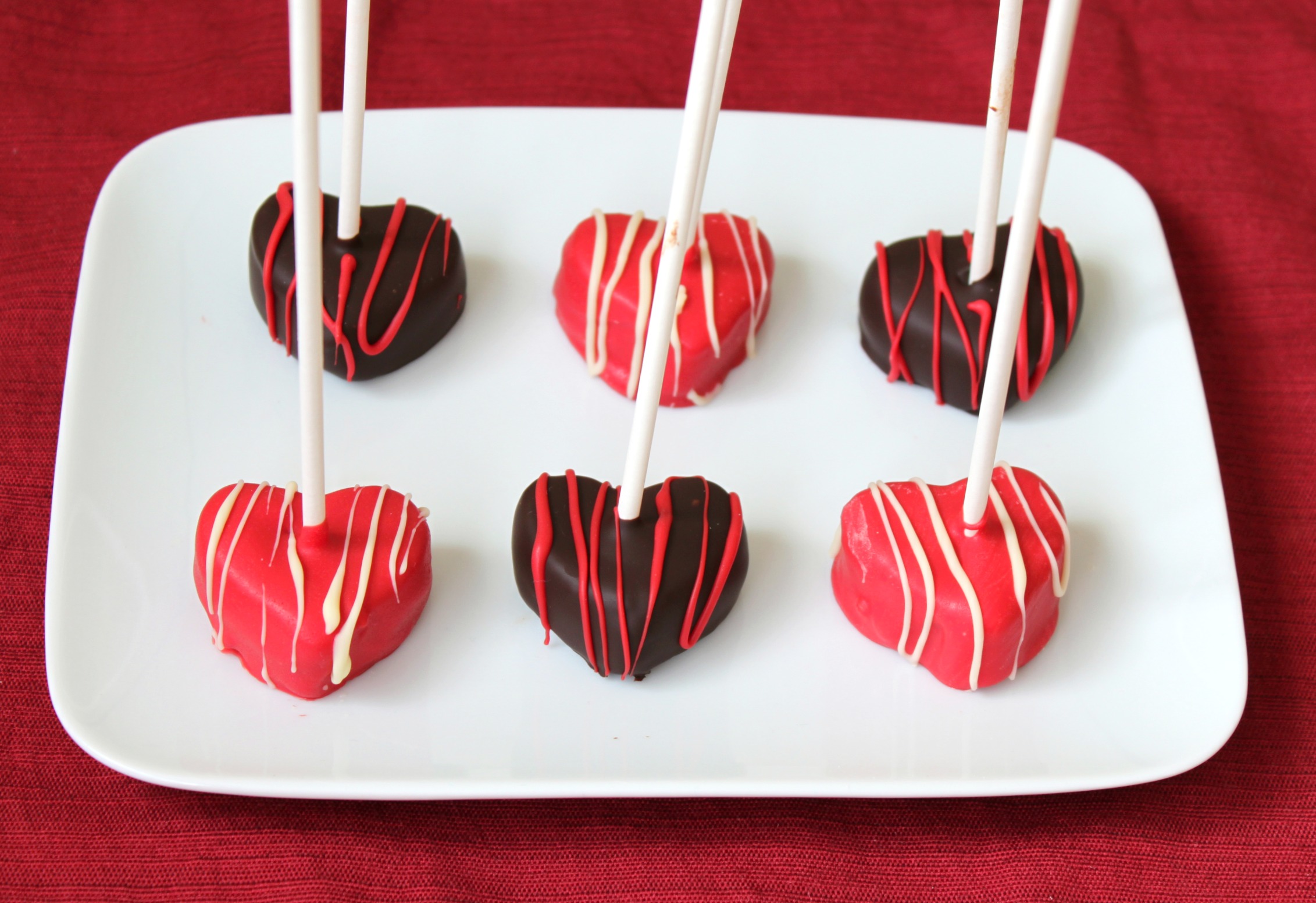 How to make Cake Pops  Valentine's Day Heart Shaped Cake Pops 
