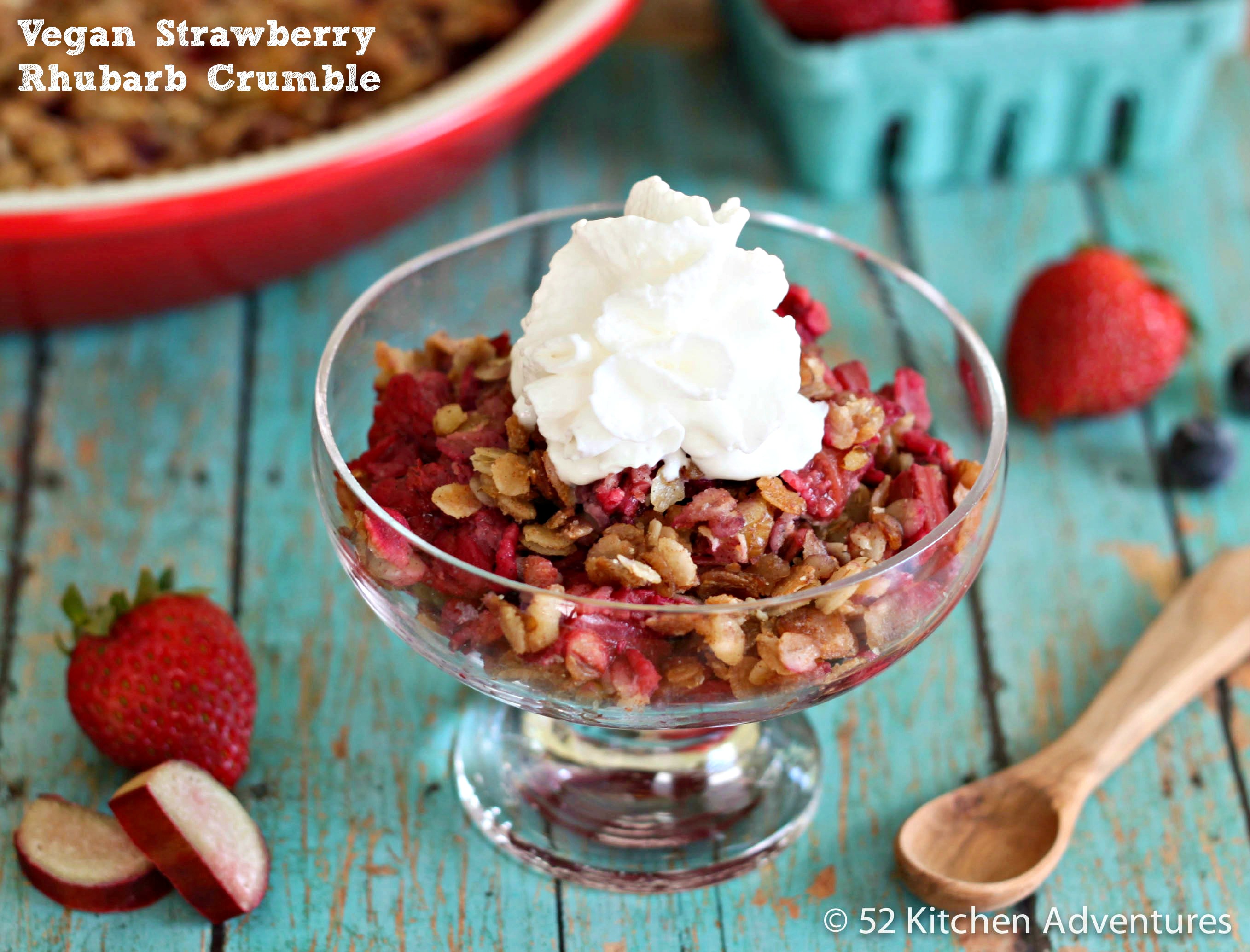 Vegan Strawberry Rhubarb Crumble